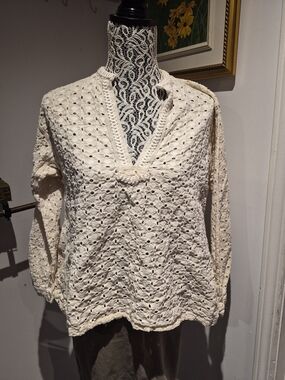 Zara Cream Eyelet V-Neck Sweater